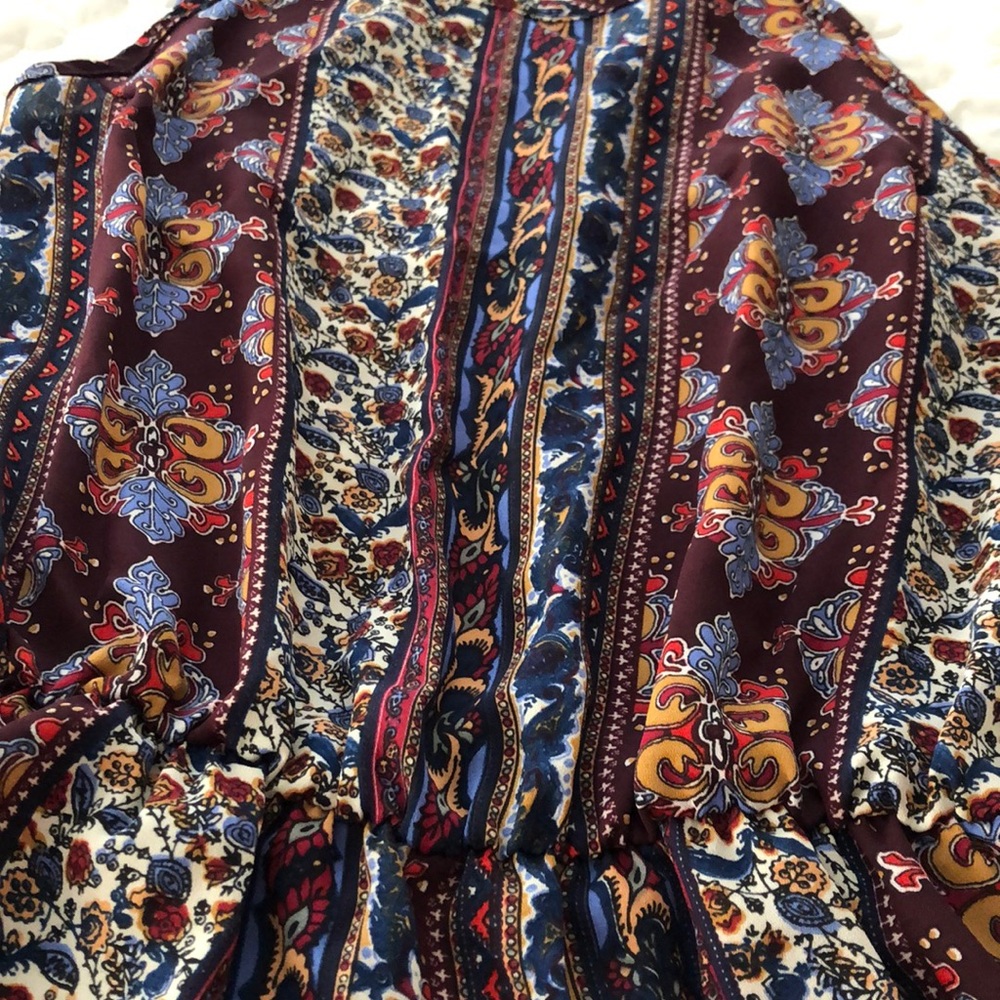 Patterned romper! - Picture 2 of 3